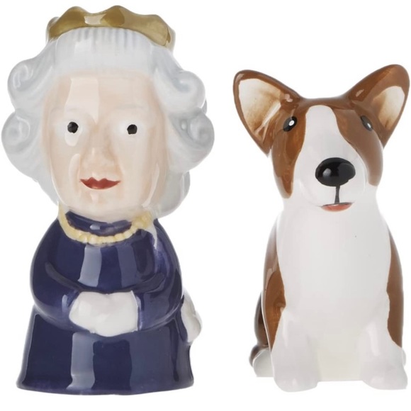 HRH Queen Elizabeth II and Corgi Figures Salt and Pepper Shaker Set RIP - Picture 3 of 4